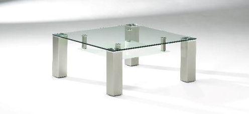 Glas-Couchtisch mit Edelstahlbeinen und zwei Glasplatten vor weißem Hintergrund, Produktfoto.